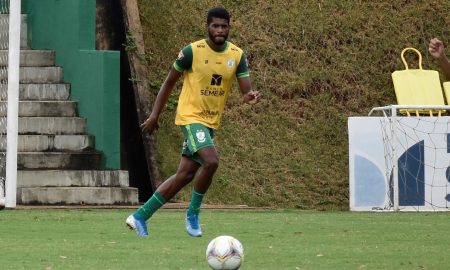 América-MG anuncia saída do volante Matheus Santos, de 20 anos