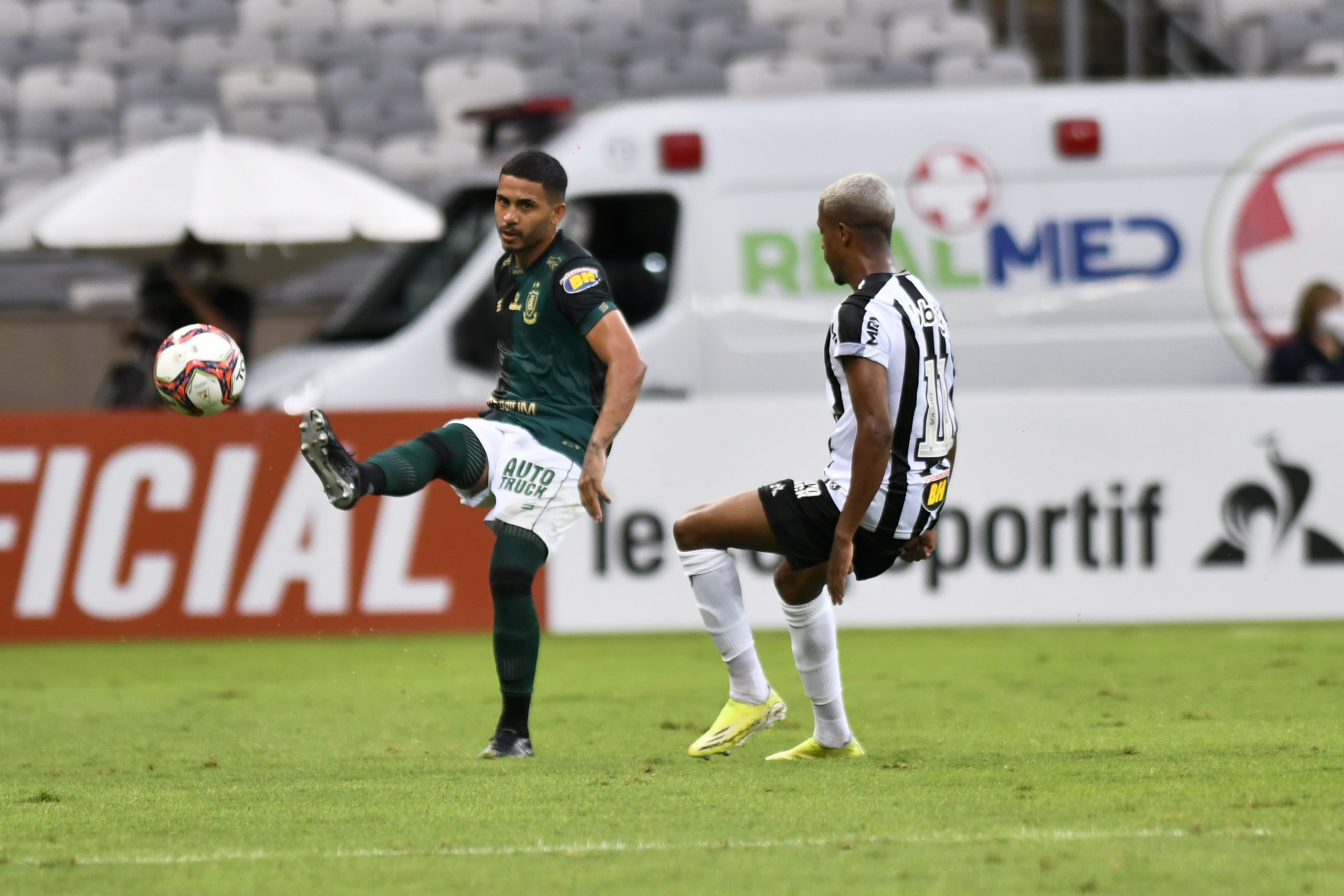 No Independência, América-MG e Atlético-MG fazem o primeiro jogo da final do Mineiro