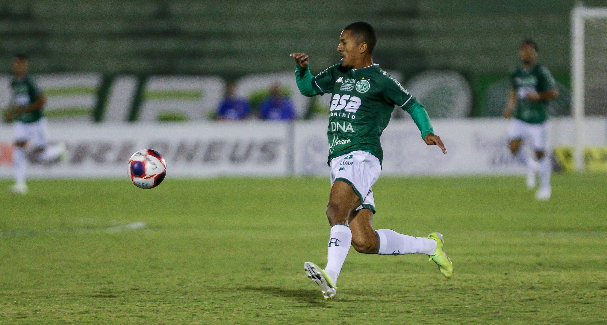 Guarani encaminha renovação de Davó com Corinthians para Série B