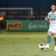 Pablo recusa oferta do futebol europeu e segue no Guarani para Série B