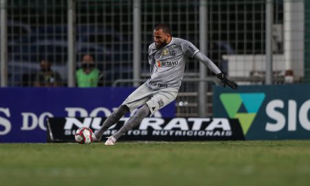 Everson incorpora papel de 'maestro' e é irretocável em passes no Campeonato Mineiro