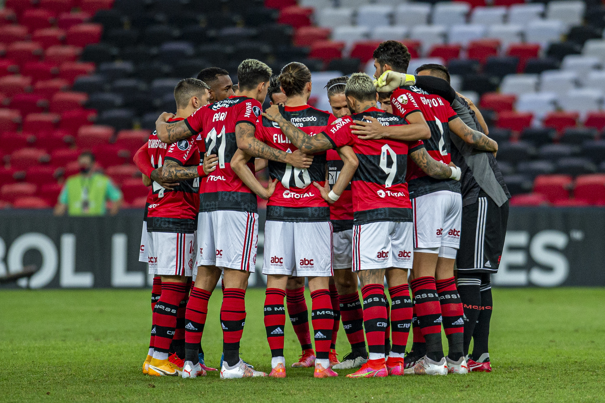 Warzone: Jogadores do Flamengo fazem live após vitória sobre o