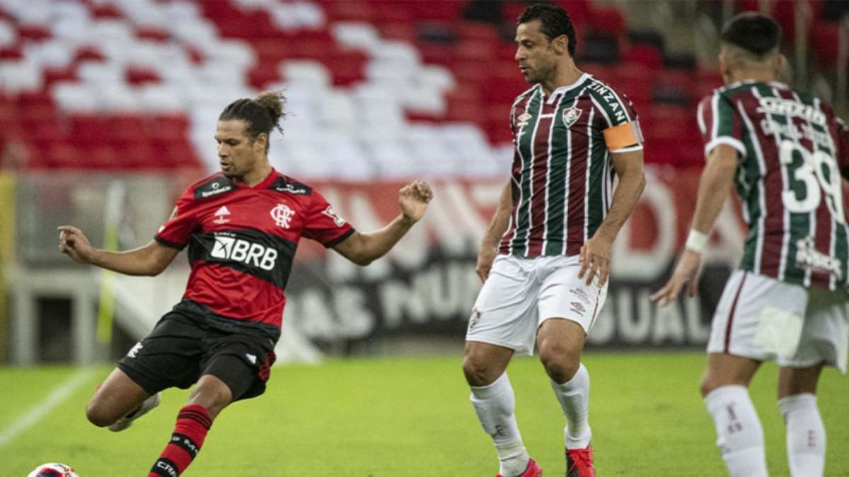 Willian Arão em jogo número 299 pelo Flamengo