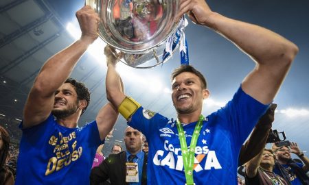 Léo e Henrique título Copa do Brasil de 2017 // Foto: Agência I7