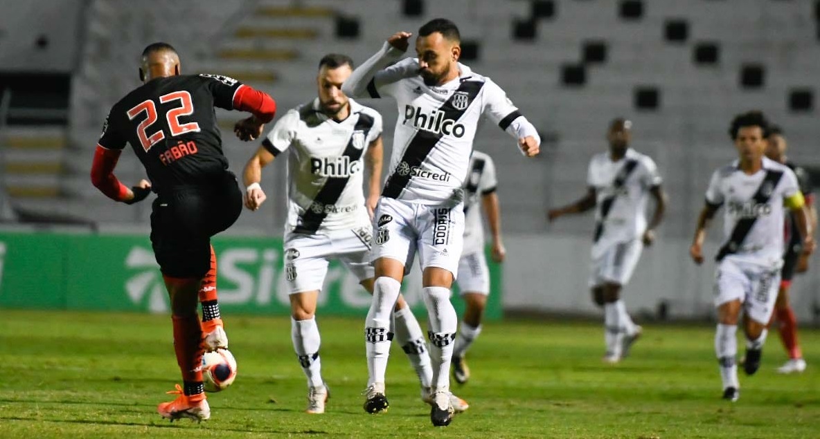 Ponte Preta bate Botafogo-SP nos pênaltis e avança no Troféu do Interior