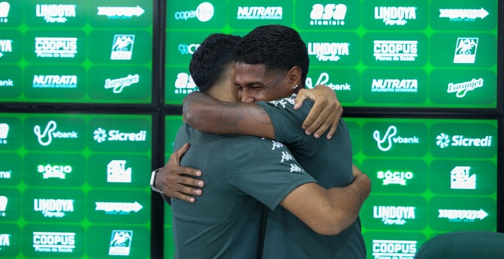 Após briga pelo Guarani, Bidu e Andrade são punidos pelo TJD; veja pena