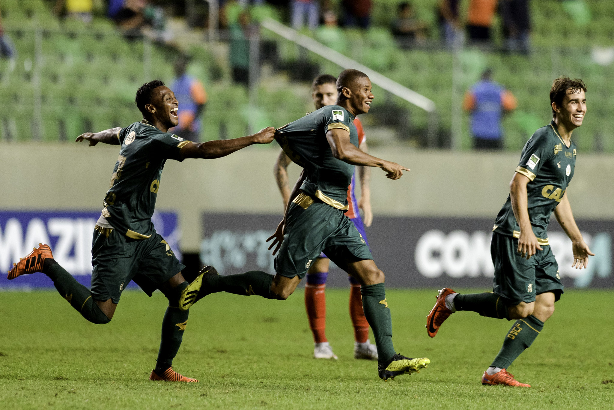 Reserva com Mancini, Juninho marcou na último confronto entre América-MG x Bahia; relembre