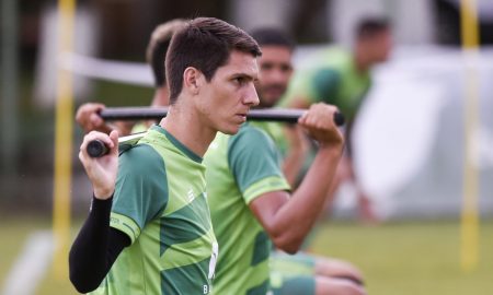 Alê revela o que mais incomoda o time do América-MG e diz levar confronto contra o Palmeiras em 2020 como aprendizado