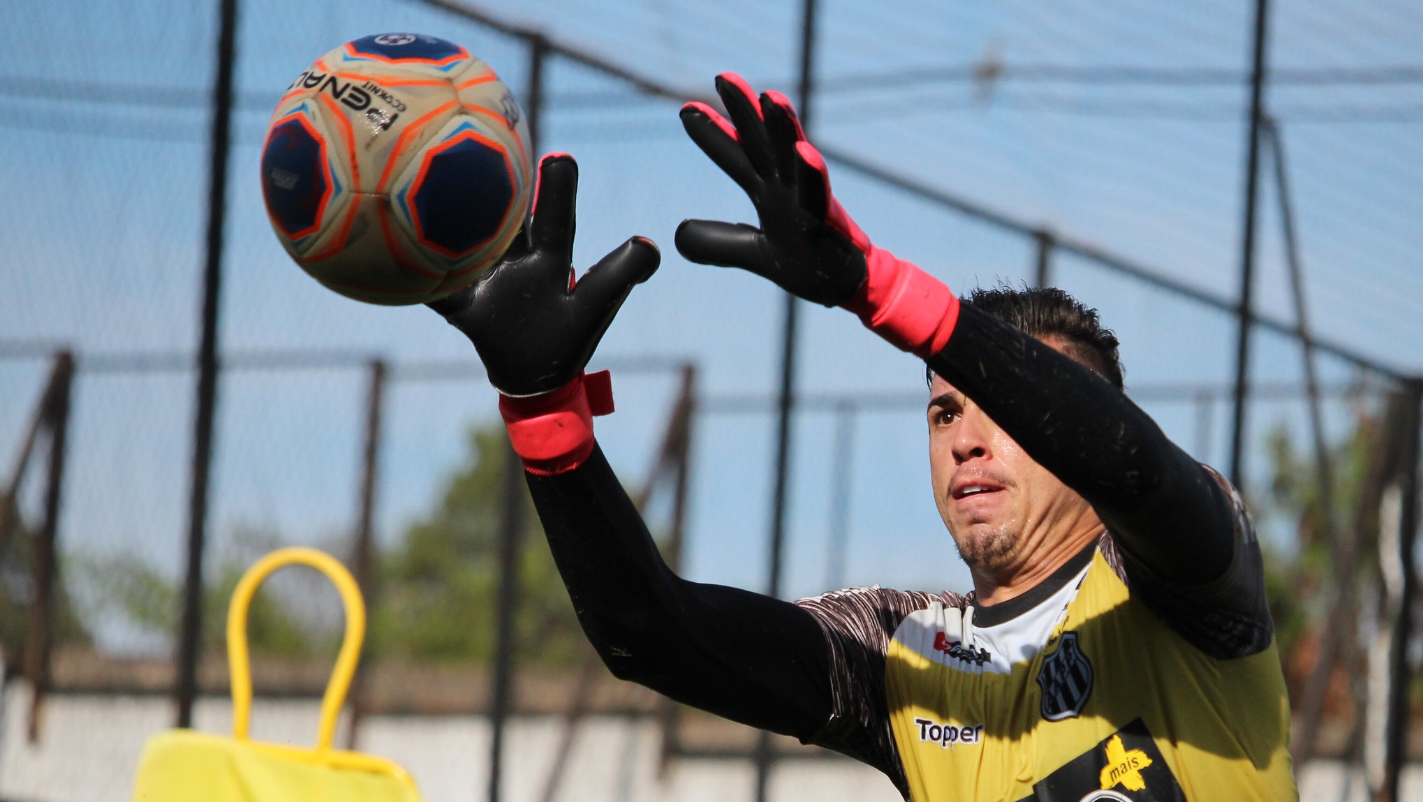 Ivan, goleiro da Ponte, integra pré-lista para Jogos Olímpicos de Tóquio