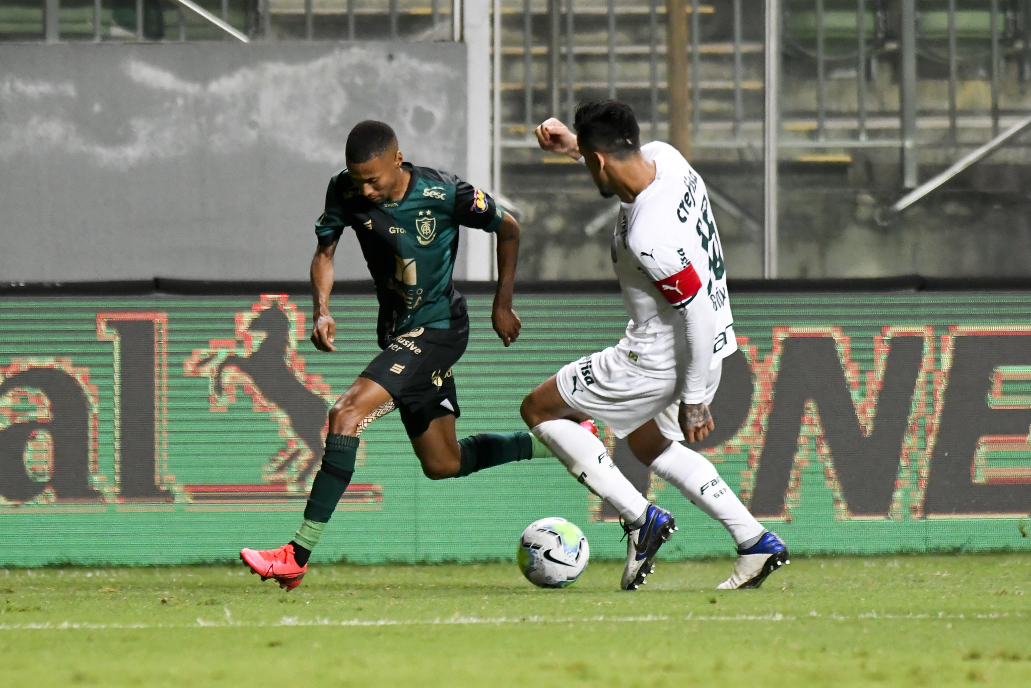 Ademir, do América-MG, reencontra Palmeiras após negociação frustrada