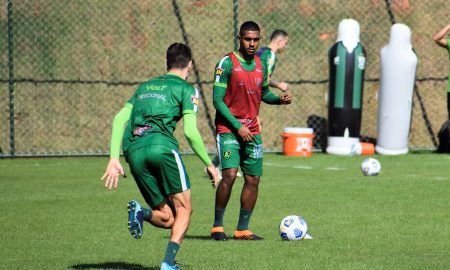 América-MG treina e finaliza preparação para duelo contra o Cuiabá