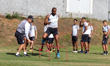 'Desgaste físico muito grande', lamenta técnico da Ponte Preta na Série B