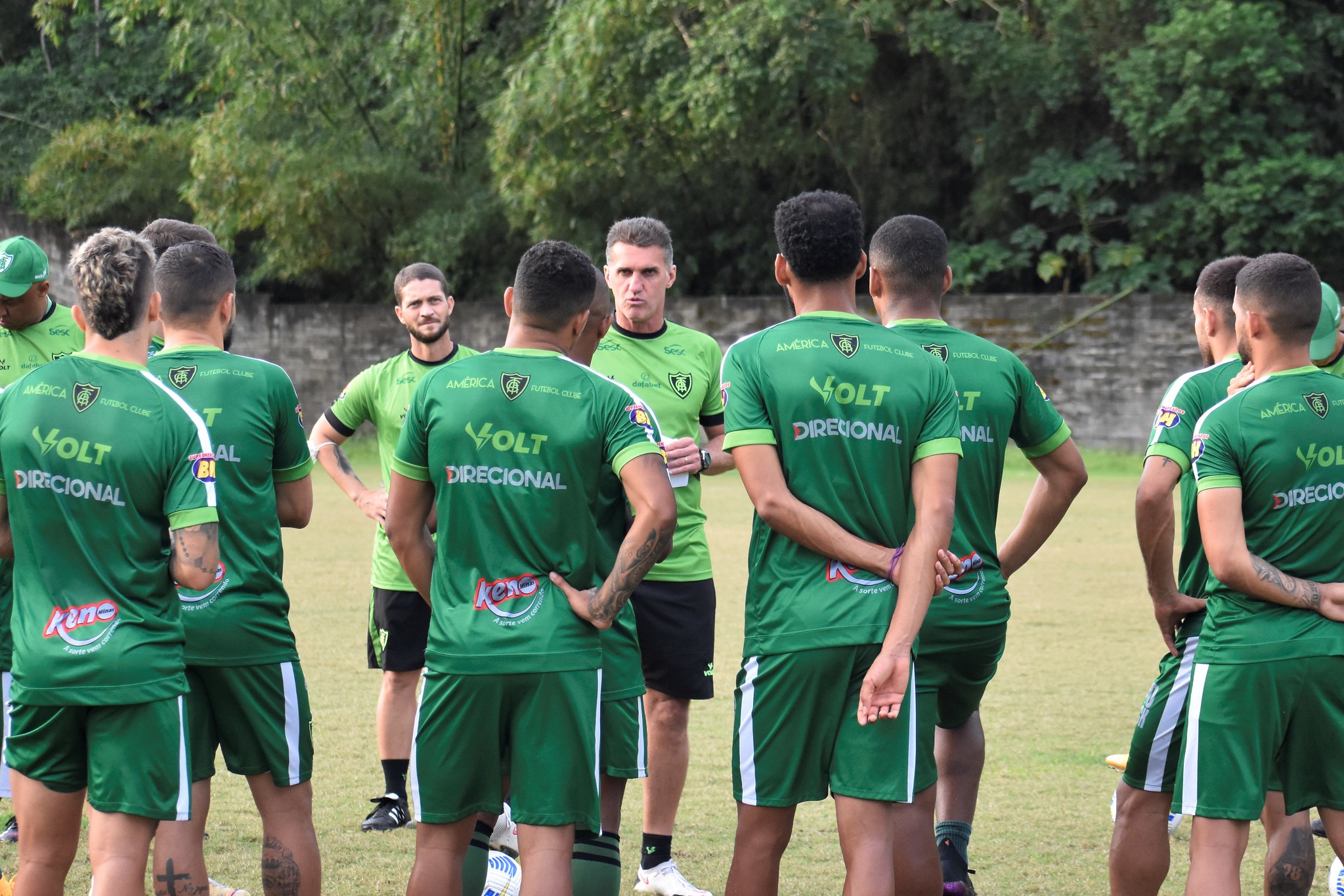 América treina em Salvador e está pronto para enfrentar o Bahia