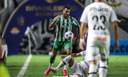 "Poucas equipes vão tirar pontos do Santos na Vila", afirma Marquinhos Santos