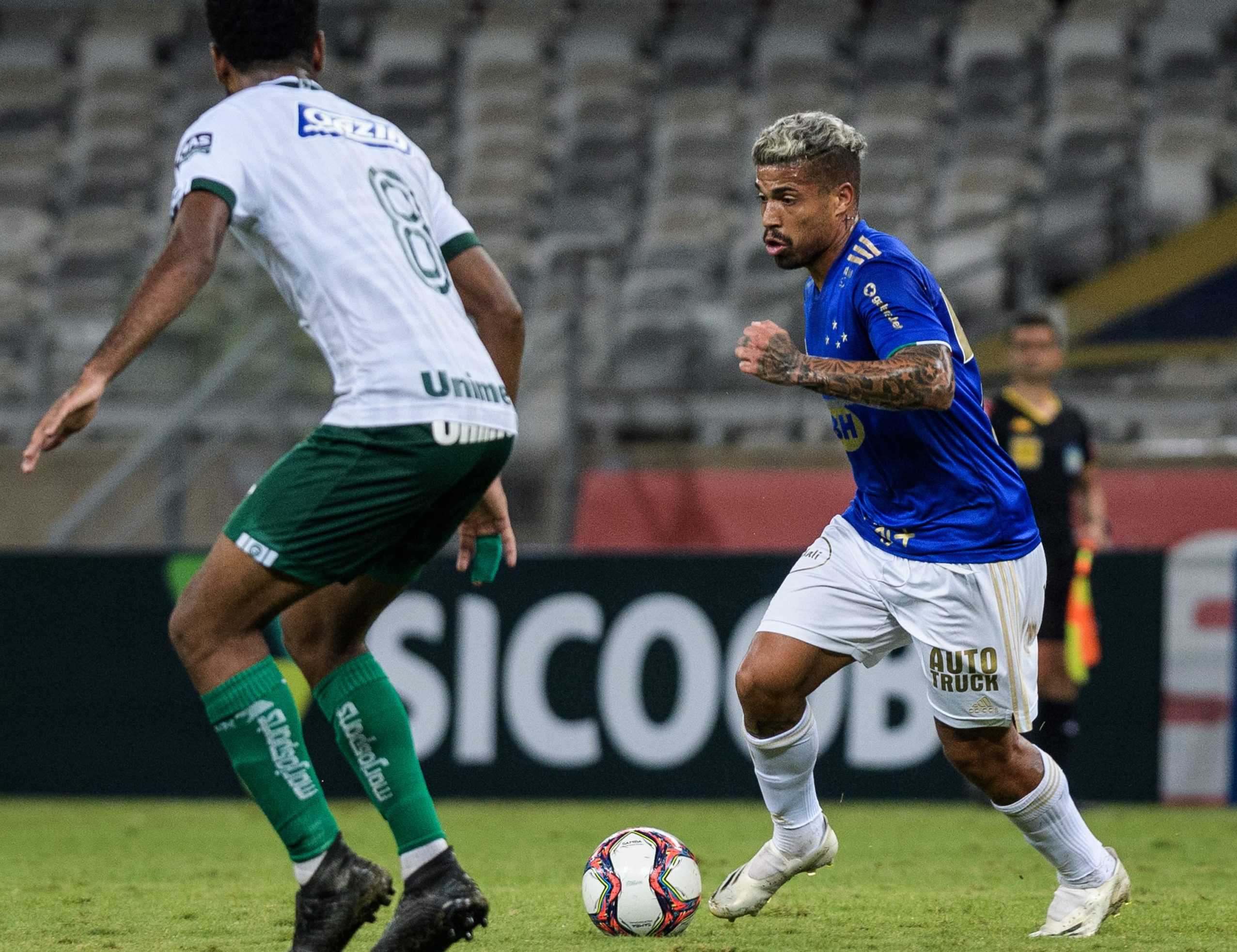 Marcinho em Cruzeiro x Goiás, pelo Campeonato Brasileiro, no Mineirão, em Belo Horizonte. Foto: Gustavo Aleixo/Cruzeiro