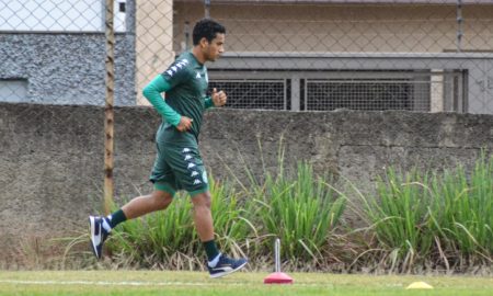 Com contrato até 2022, Guarani confirma contratação de Diogo Mateus