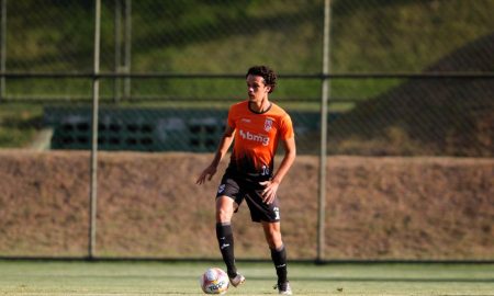 Destaque do Coimbra Sub-20 no início da temporada, Davi garante empenho para conquista do título do Campeonato Mineiro: ‘É o nosso objetivo final’