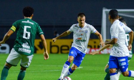 Desfalcado, Guarani arranca empate com CSA e não embala na Série B