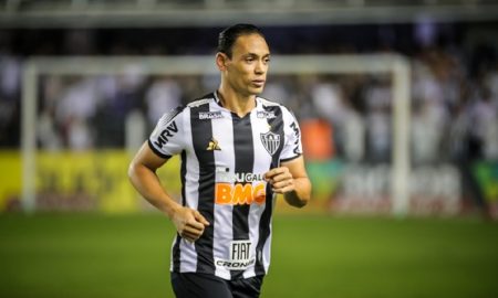 Ricardo Oliveira diz que Sampaoli o pediu para brigar com o Atlético-MG para se transferir ao Santos