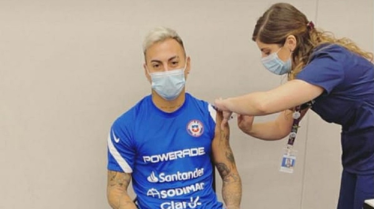 Vargas recebe segunda dose da vacina contra Covid-19 e Atlético-MG tem apenas três jogadores sem imunização