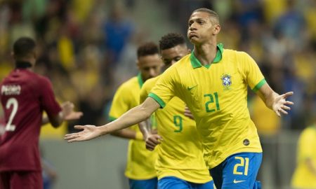 Seleção Brasileira recebe Equador em busca de manter 100% de aproveitamento em Porto Alegre disputando Eliminatórias