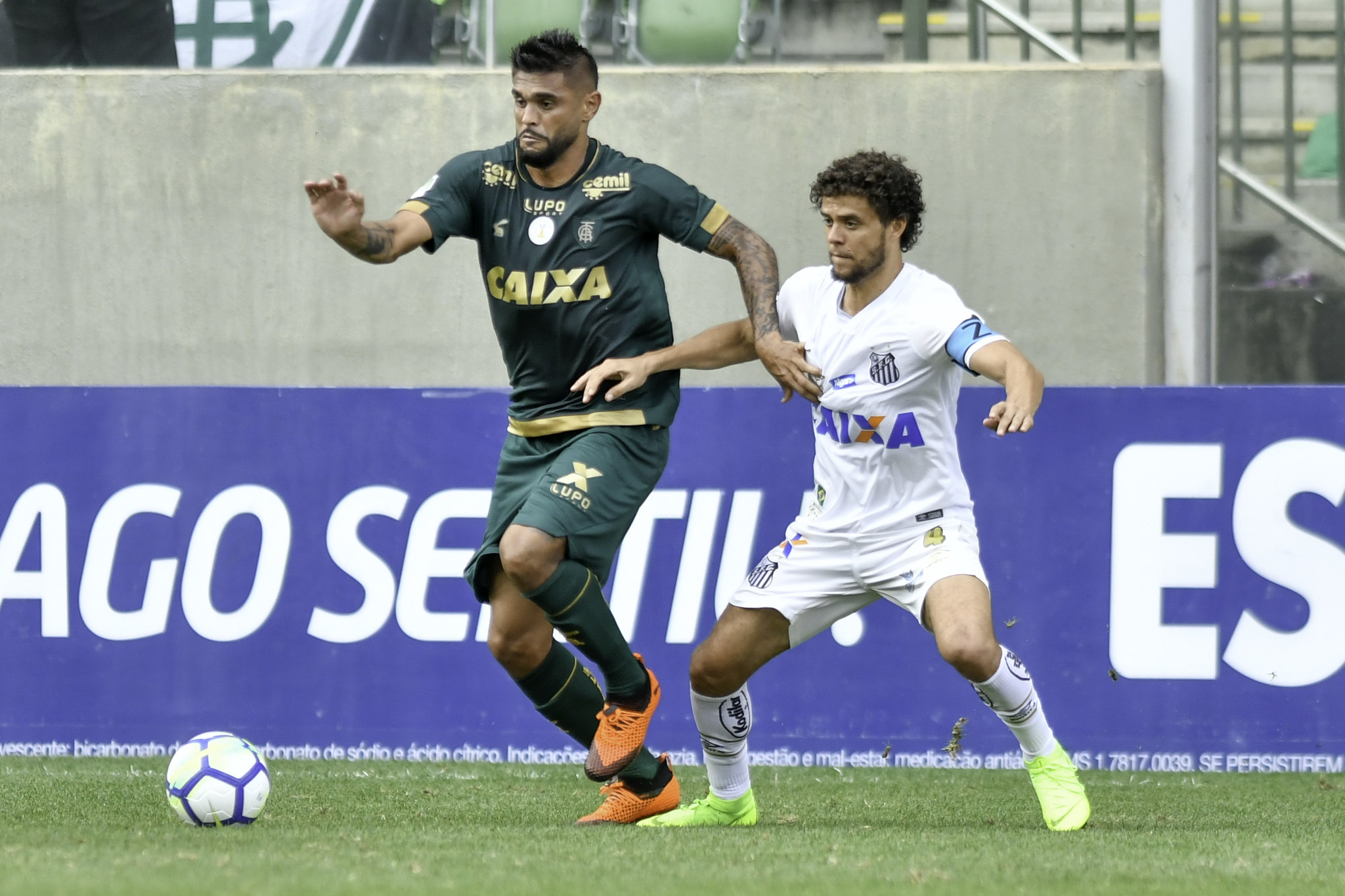 América-MG venceu o Santos em última partida entre as duas equipes