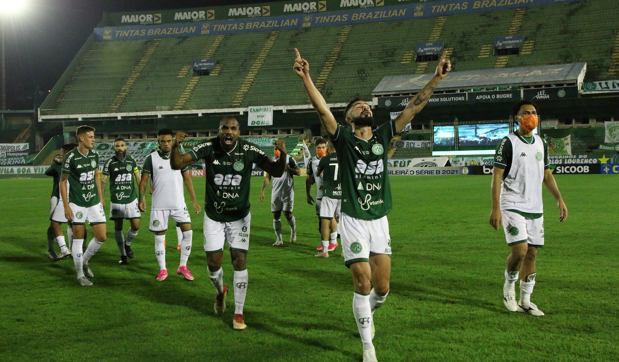 Dérbi 200, goleada e derrotas em casa: o balanço do Guarani em junho