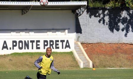 Cândido se coloca à disposição para atuar na lateral-esquerda da Ponte Preta