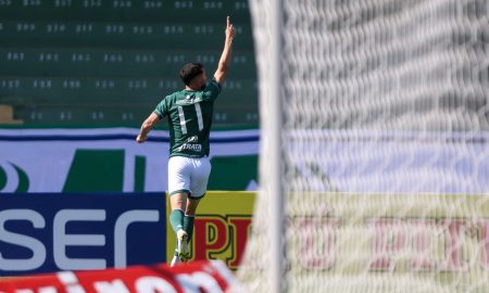 Sávio supera drama pessoal e alcança ano mais goleador pelo Guarani