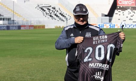 Gilson Kleina completa 200 jogos na Ponte Preta e ganha sobrevida; retrospecto