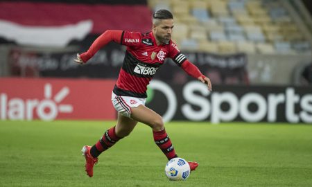 Diego comemora goleada do Flamengo contra o ABC: 'Resultado excelente'