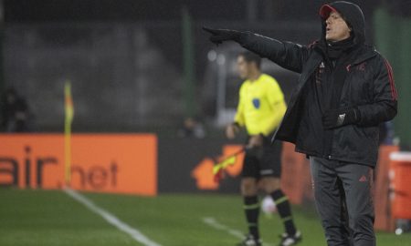 Renato Gaúcho minimiza má atuação do Flamengo: ‘Não adianta praticar futebol bonito e perder a partida’