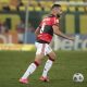 Thiago Maia comemora gol em vitória do Flamengo e comenta disputa por posição: ‘Briga boa’