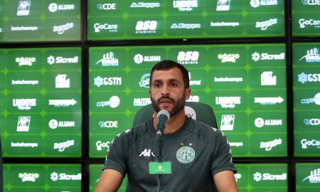 Ronaldo Alves comenta concorrência no Guarani: 'Todos capacitados'