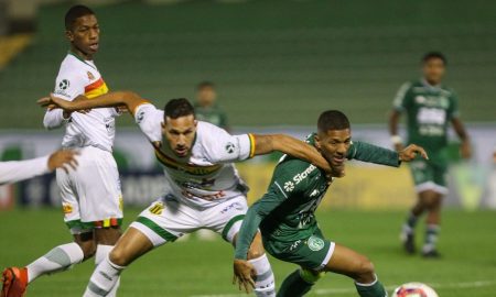 Guarani empata sem gols com Sampaio Corrêa e segue no G4 da Série B