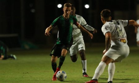 Pouco utilizado por Mancini, Gustavo retorna ao sub-20 em derrota do América-MG