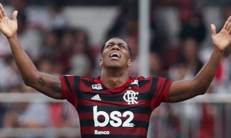 América-MG contrata Orlando Berrío, ex-Flamengo
