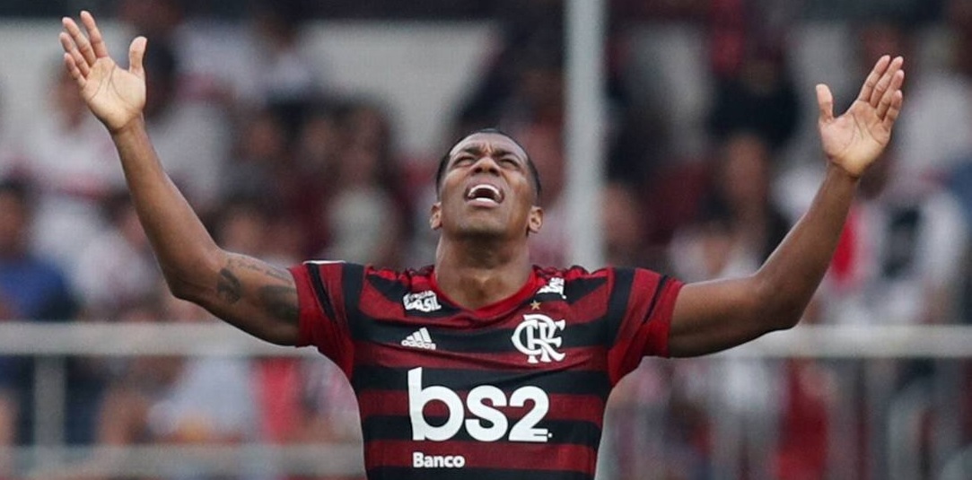 América-MG contrata Orlando Berrío, ex-Flamengo