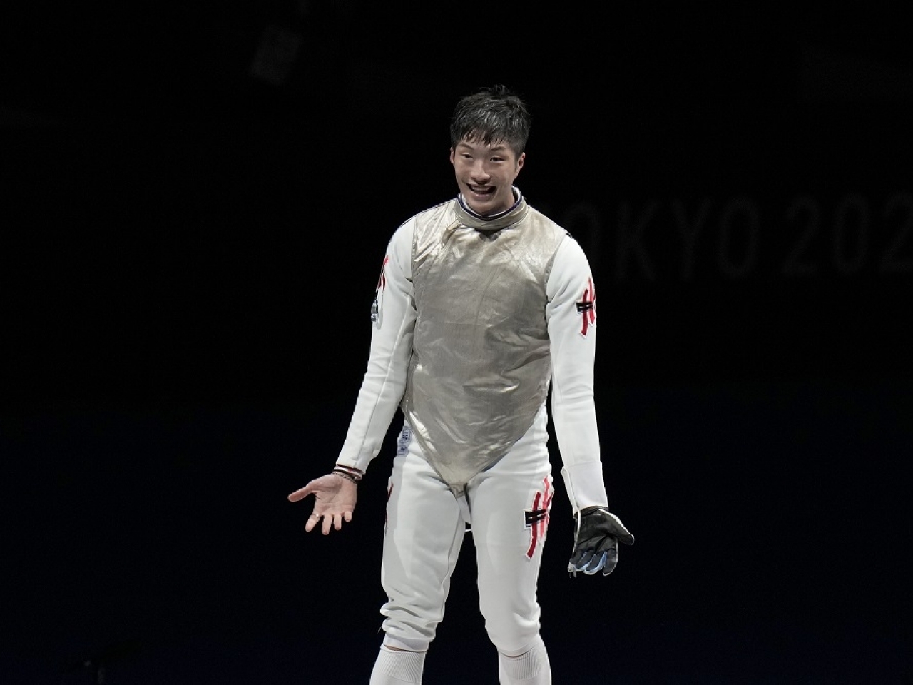 Cheung Ka Long, de Hong Kong, vence medalha de ouro na esgrima