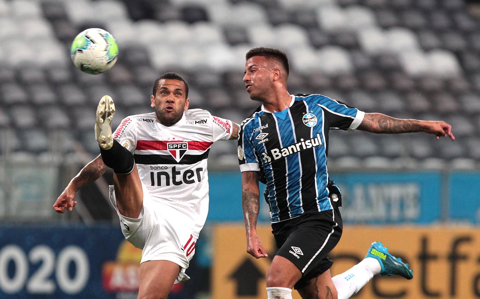 São Paulo não possui bom retrospecto nos últimos dez jogos contra o Grêmio; confira