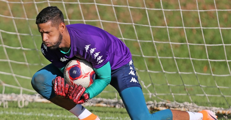 Rafael Martins celebra retorno ao gol do Guarani e mira Vitória na Série B