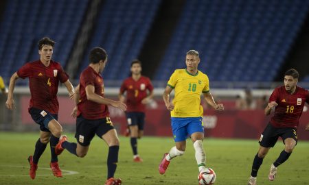 Richarlison celebra ouro, artilharia e manda recado para Neymar: 'Vai ter que me aguentar'
