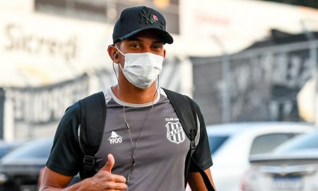 Thiago Lopes convence em quatro jogos e abraça titularidade na Ponte