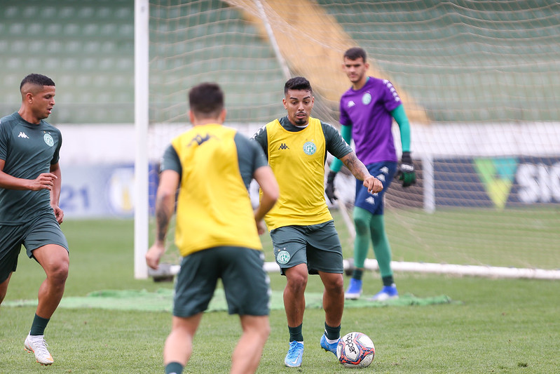 De olho no Náutico, Guarani libera elenco para folga no final de semana