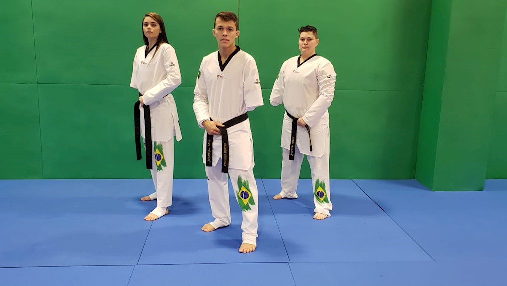 Atletas do Parataekwondo do Brasil embarcam para Tóquio, nesta segunda, para estreia da modalidade nas Paralímpiadas