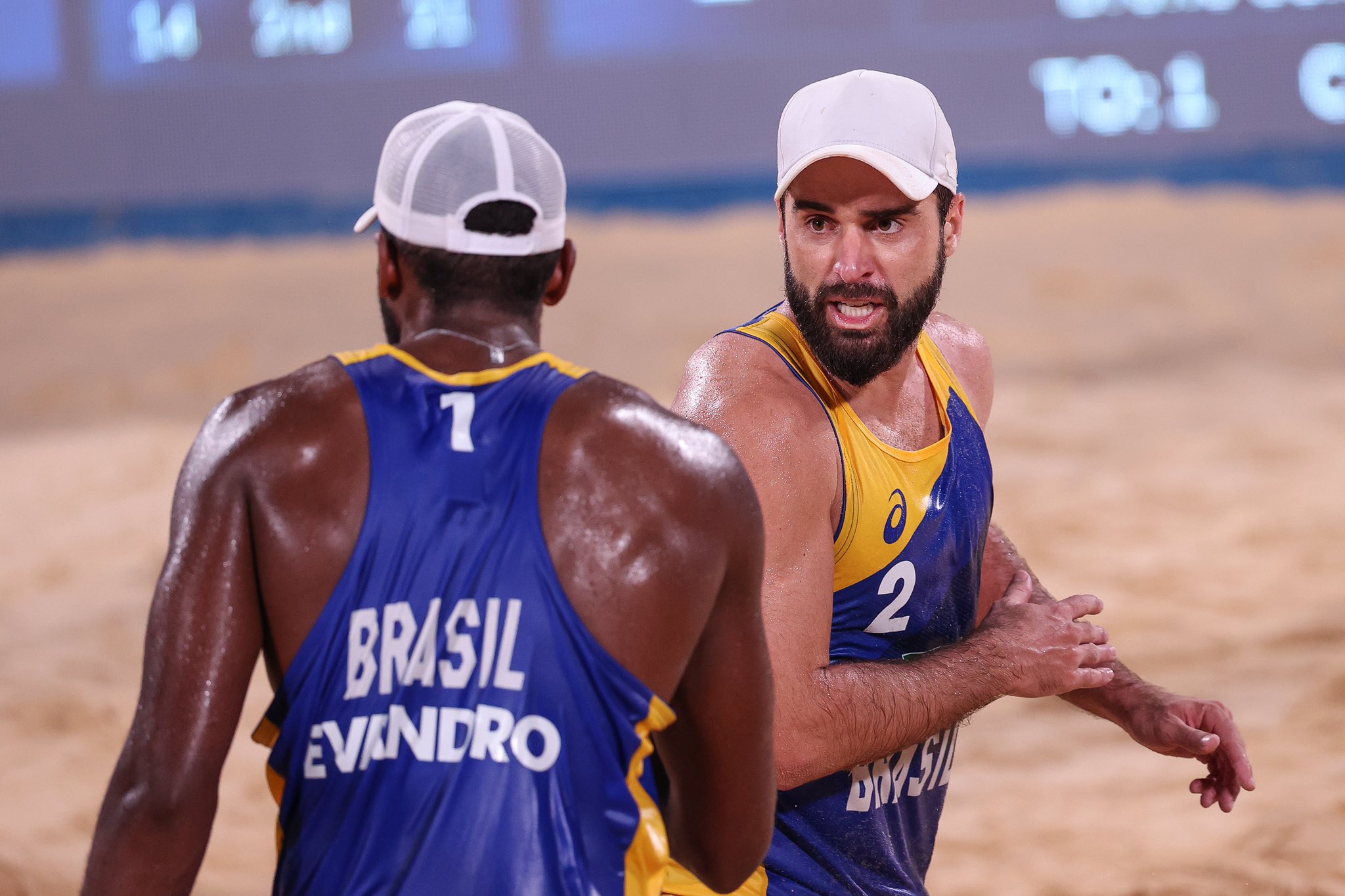 Evandro e Bruno Schmidt são eliminados para dupla da Letônia