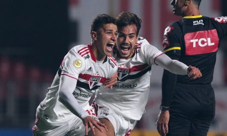Com a vitória, São Paulo respira e chega com moral para decisão na Libertadores