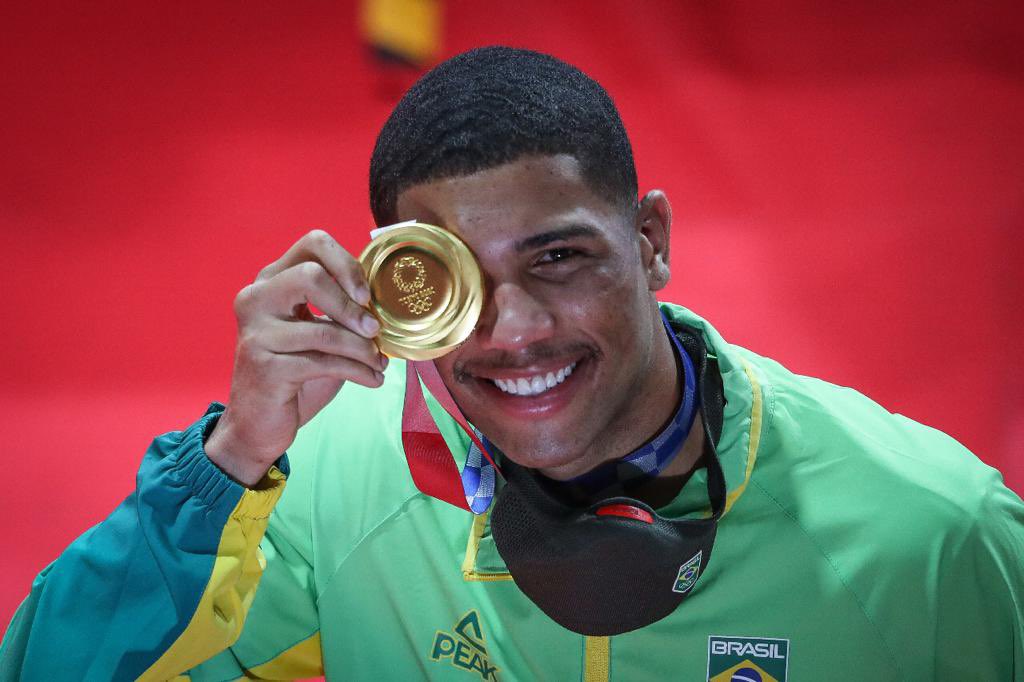 Hebert Conceição após o ouro no boxe: 'É uma sensação indescritível ser campeão Olímpico'