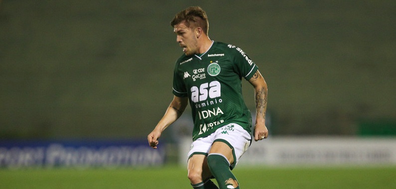 On fire, Júlio César dobra gols em quatro jogos e ganha força no Guarani