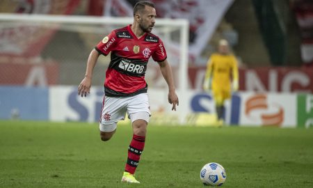 Everton Ribeiro garante que goleada sofrida pelo Flamengo não irá interferir na Libertadores: ‘Confiança lá em cima’